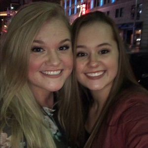 Meet your Posher, Lexi